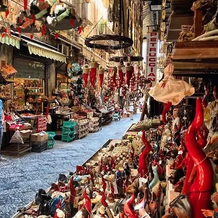 Dale 4* نابولي