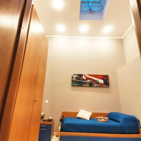 Dale 4* نابولي